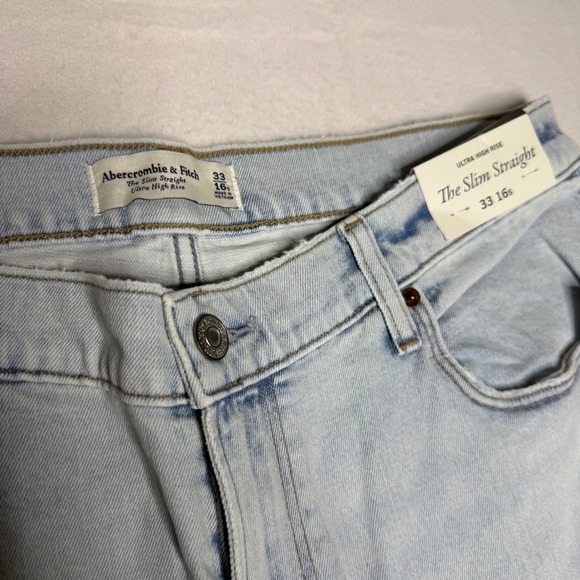 Abercrombie & Fitch 90s Ultra High Rise Straight Vent Hem Jeans Size 33S - Picture 4 of 7